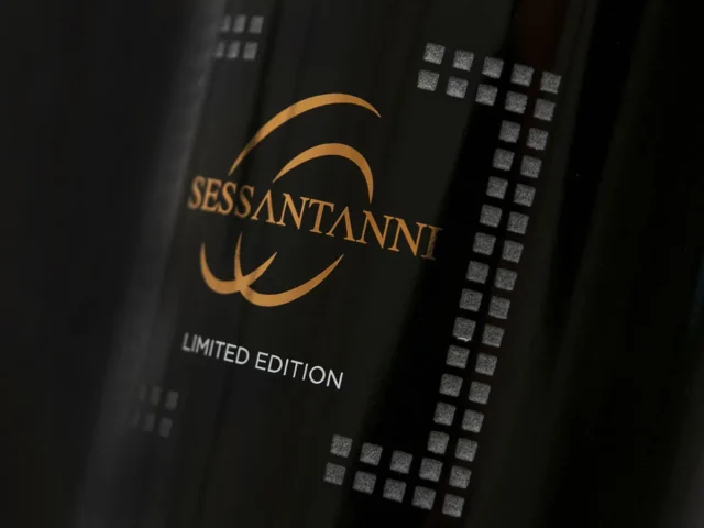Sessantanni Limited Edition Close-up